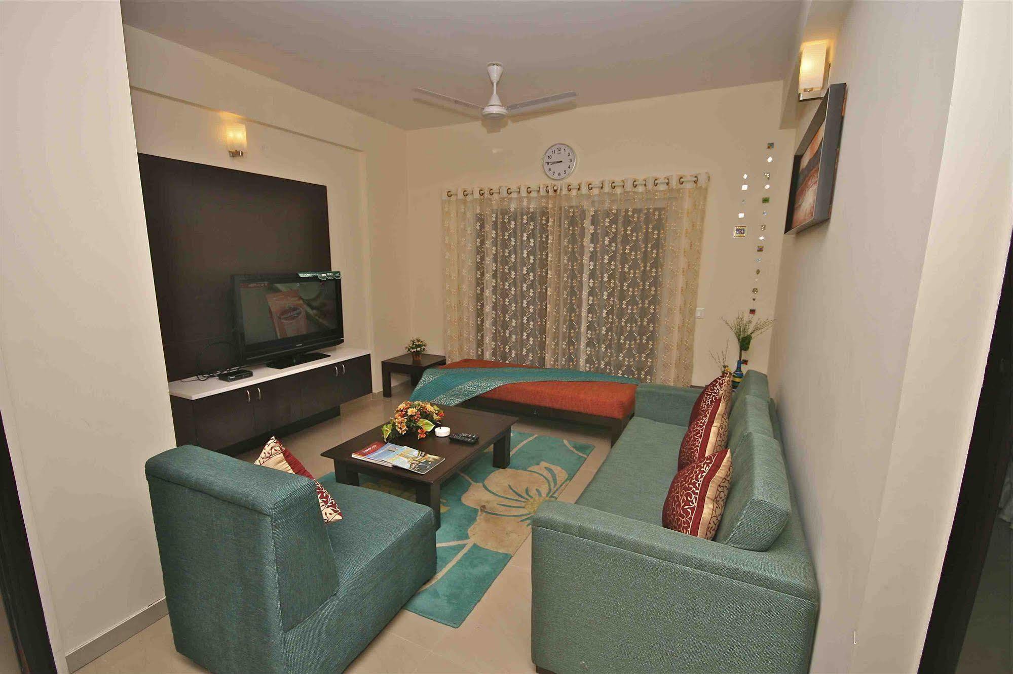 Treebo Trend Sterling Suites Inn Bengaluru Kültér fotó