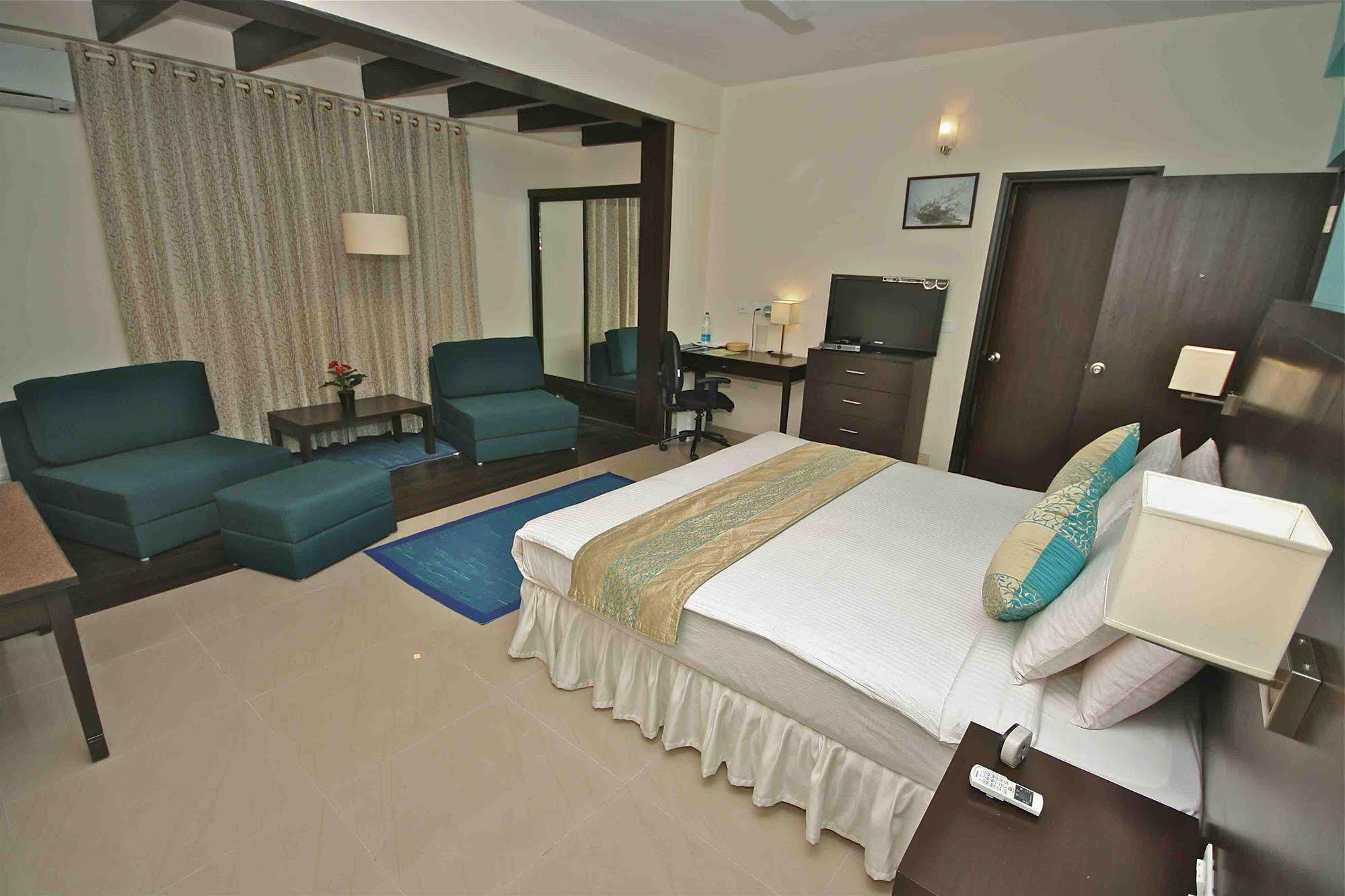 Treebo Trend Sterling Suites Inn Bengaluru Kültér fotó